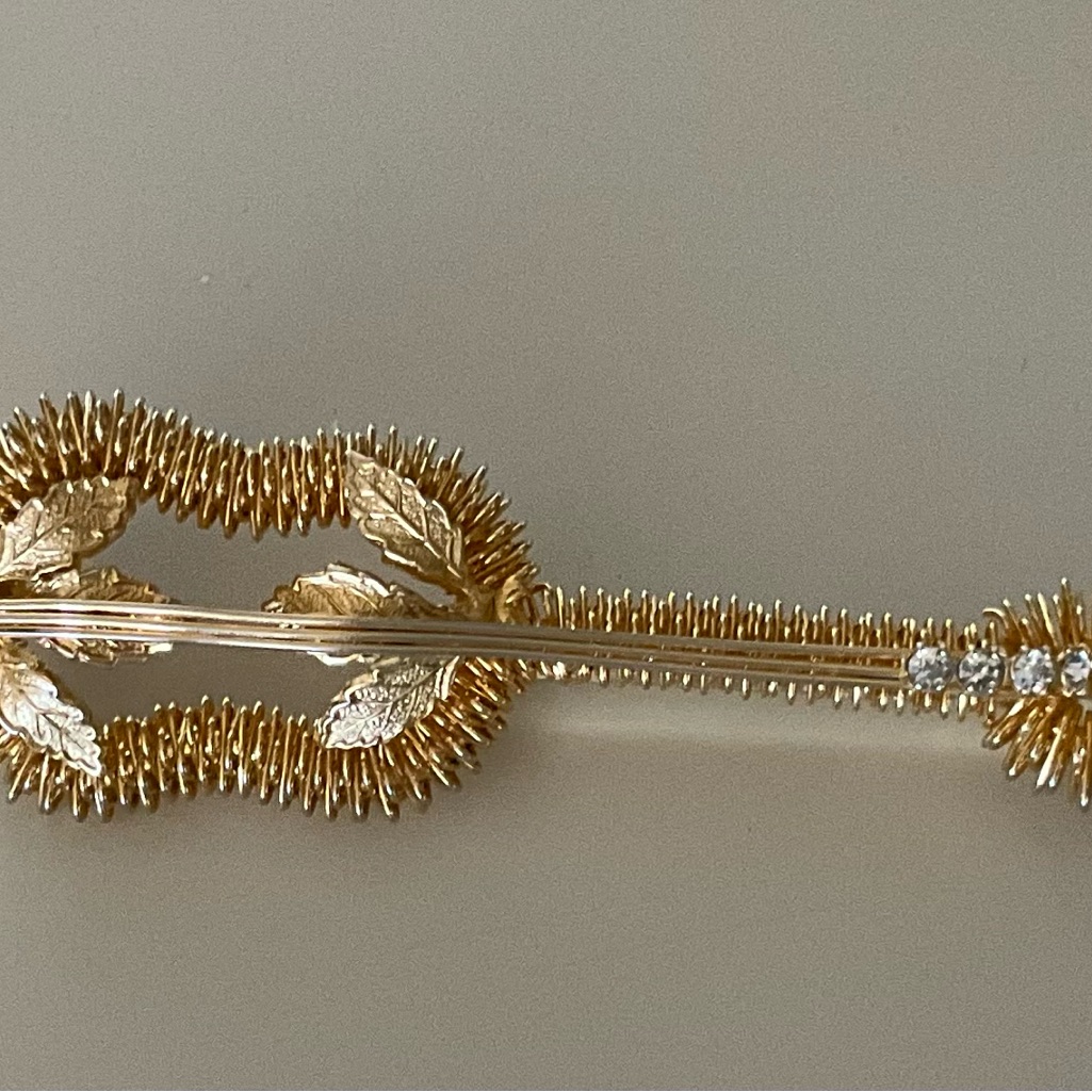 Kramer Of New. York Guitar Pin Brooch Gold-Tone Metal & Clear Shiny Bead Vintage